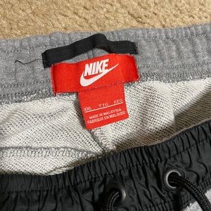 Nike joggers